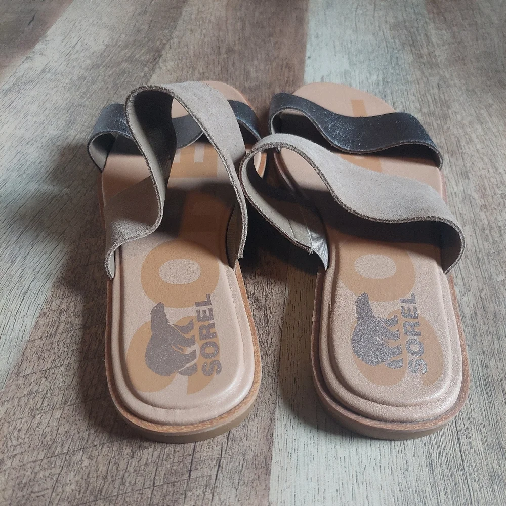 Sorel Women's Sandal Ella II Slide Light Brown Silver Strap Size 9.5 Comfy
